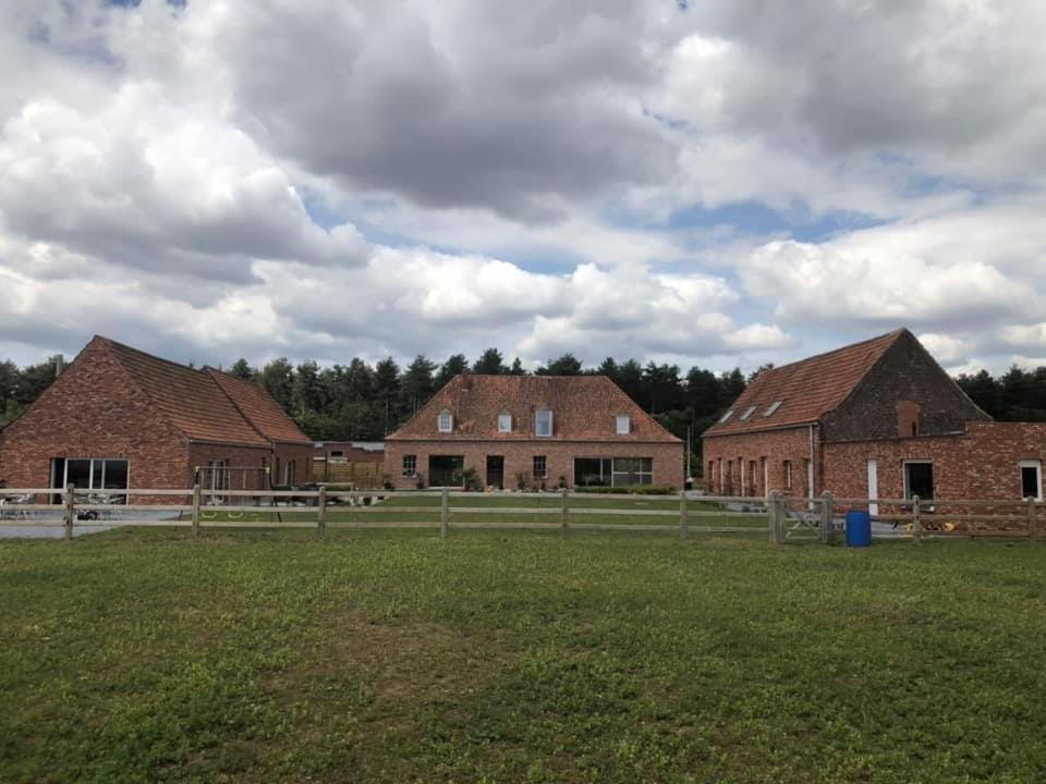 B&B Deso Zonnebeke Exterior foto